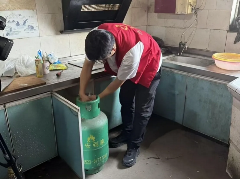 優(yōu)服務(wù) 辦實(shí)事丨市住建局：瓶裝燃?xì)狻鞍残臒ㄐ隆保?000余戶居民免費(fèi)受益